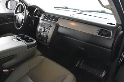 2014 Chevrolet Tahoe Special Service 4X4 CHROME WHLS NEW TIRES CLEAN   - Photo 29 - Stafford, TX 77477