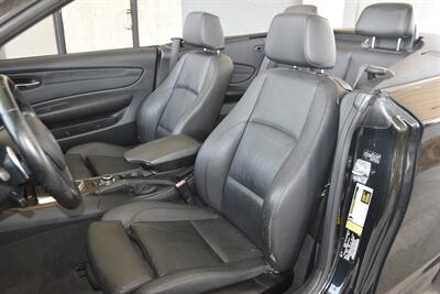 2012 BMW 135i CONVERTIBLE NAV PREM/SPORTS PKG NICE   - Photo 28 - Stafford, TX 77477