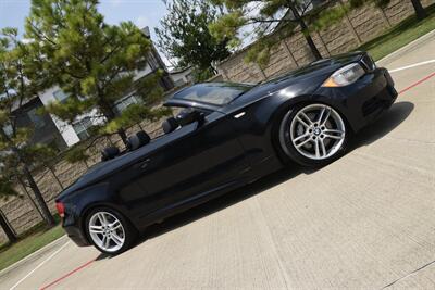 2012 BMW 135i CONVERTIBLE NAV PREM/SPORTS PKG NICE   - Photo 34 - Stafford, TX 77477