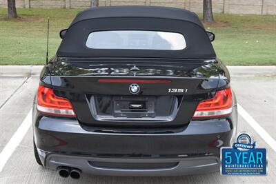 2012 BMW 135i CONVERTIBLE NAV PREM/SPORTS PKG NICE   - Photo 19 - Stafford, TX 77477