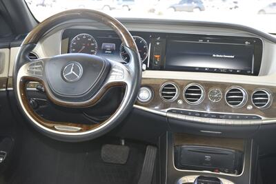 2015 Mercedes-Benz S 550 TOP LOADED NAV BK/CAM PANO ROOF HTD/AC SEATS   - Photo 27 - Stafford, TX 77477