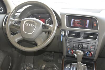 2012 Audi Q5 2.0T QUATTRO PREM+ BK/CAM ROOF FRESH TRADE NICE   - Photo 23 - Stafford, TX 77477