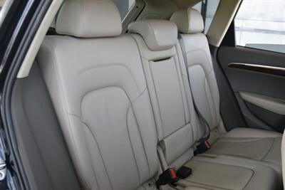 2012 Audi Q5 2.0T QUATTRO PREM+ BK/CAM ROOF FRESH TRADE NICE   - Photo 38 - Stafford, TX 77477