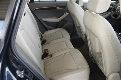 2012 Audi Q5 2.0T QUATTRO PREM+ BK/CAM ROOF FRESH TRADE NICE   - Photo 36 - Stafford, TX 77477