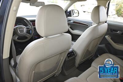 2012 Audi Q5 2.0T QUATTRO PREM+ BK/CAM ROOF FRESH TRADE NICE   - Photo 33 - Stafford, TX 77477