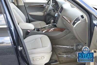 2012 Audi Q5 2.0T QUATTRO PREM+ BK/CAM ROOF FRESH TRADE NICE   - Photo 30 - Stafford, TX 77477