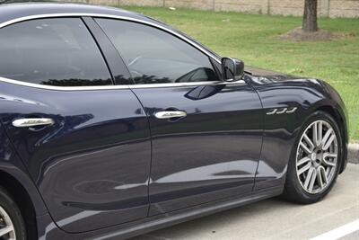 2015 Maserati Ghibli TOP LOADED 63K LOW MILES NEW CAR TRADE LOADED   - Photo 18 - Stafford, TX 77477