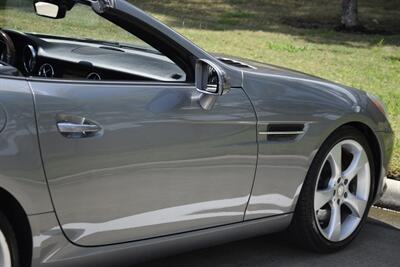 2012 Mercedes-Benz SLK 350 CONVERTIBLE 71K LOW MILE BLK INTERIOR NICE   - Photo 16 - Stafford, TX 77477