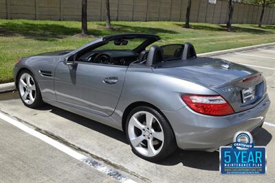 2012 Mercedes-Benz SLK 350 CONVERTIBLE 71K LOW MILE BLK INTERIOR NICE   - Photo 11 - Stafford, TX 77477
