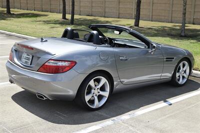 2012 Mercedes-Benz SLK 350 CONVERTIBLE 71K LOW MILE BLK INTERIOR NICE   - Photo 12 - Stafford, TX 77477