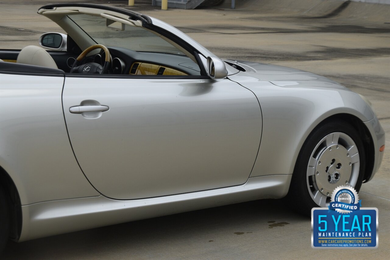 2002 Lexus SC 430 CONVERTIBLE NAV HTD STS LOW MILES CLEAN   - Photo 18 - Stafford, TX 77477