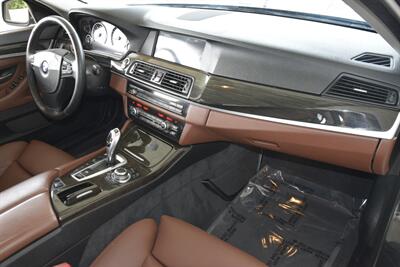 2013 BMW 535i xDrive PRM/SPORTS PKG NAV FRESH TRADE CLEAN   - Photo 29 - Stafford, TX 77477