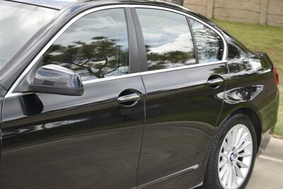 2013 BMW 535i xDrive PRM/SPORTS PKG NAV FRESH TRADE CLEAN   - Photo 9 - Stafford, TX 77477