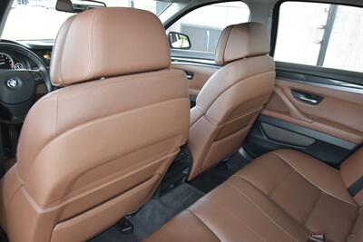 2013 BMW 535i xDrive PRM/SPORTS PKG NAV FRESH TRADE CLEAN   - Photo 34 - Stafford, TX 77477