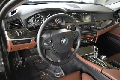 2013 BMW 535i xDrive PRM/SPORTS PKG NAV FRESH TRADE CLEAN   - Photo 28 - Stafford, TX 77477