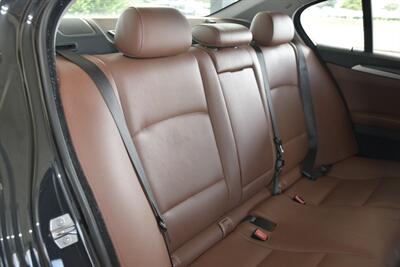2013 BMW 535i xDrive PRM/SPORTS PKG NAV FRESH TRADE CLEAN   - Photo 39 - Stafford, TX 77477