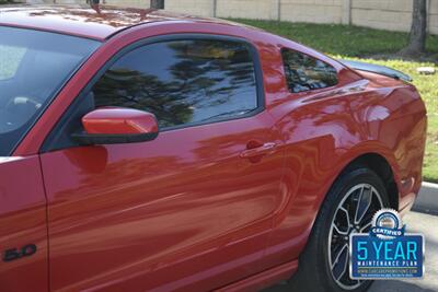 2013 Ford Mustang GT PREMIUM 6SPD MANUAL LTHR PREM WHLS NEW TRADE   - Photo 9 - Stafford, TX 77477