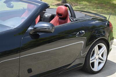 2011 Mercedes-Benz SLK 300 ROADSTER BLK/RED INT 78K LOW MILES NICE   - Photo 10 - Stafford, TX 77477