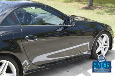 2011 Mercedes-Benz SLK 300 ROADSTER BLK/RED INT 78K LOW MILES NICE   - Photo 18 - Stafford, TX 77477