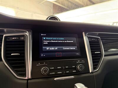 2017 Porsche Macan S - Photo 32 - Grand Rapids, MI 49548