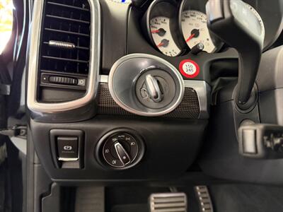 2018 Porsche Cayenne Turbo   - Photo 16 - Grand Rapids, MI 49548