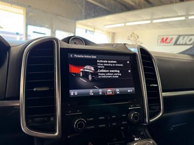 2018 Porsche Cayenne Turbo   - Photo 23 - Grand Rapids, MI 49548