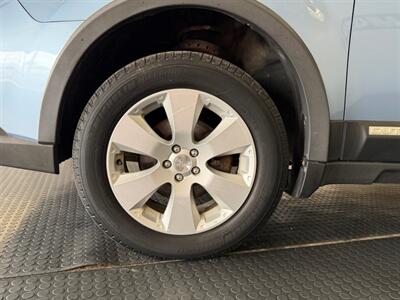 2012 Subaru Outback 2.5i Premium - Photo 14 - Grand Rapids, MI 49548