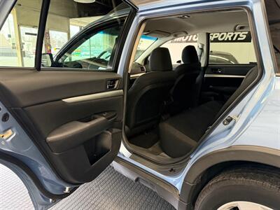 2012 Subaru Outback 2.5i Premium - Photo 35 - Grand Rapids, MI 49548