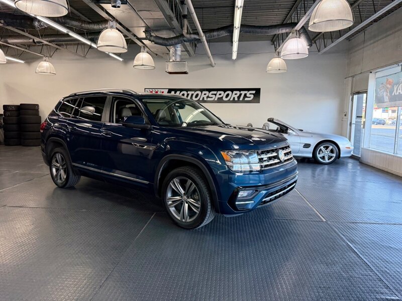 2019 Volkswagen Atlas V6 SE R-Line 4Motion   - Photo 1 - Grand Rapids, MI 49548