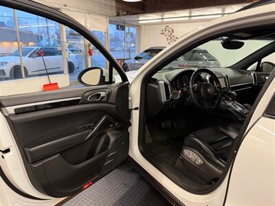 2014 Porsche Cayenne Diesel   - Photo 12 - Grand Rapids, MI 49548