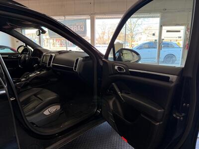 2014 Porsche Cayenne Platinum Diesel   - Photo 41 - Grand Rapids, MI 49548