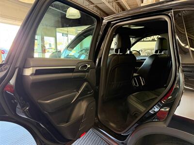 2014 Porsche Cayenne Platinum Diesel   - Photo 49 - Grand Rapids, MI 49548