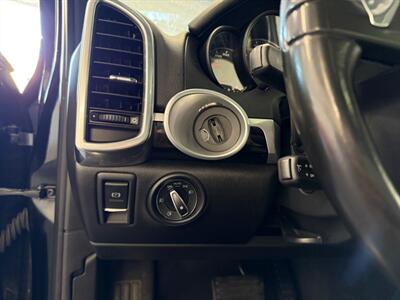 2014 Porsche Cayenne Platinum Diesel   - Photo 26 - Grand Rapids, MI 49548
