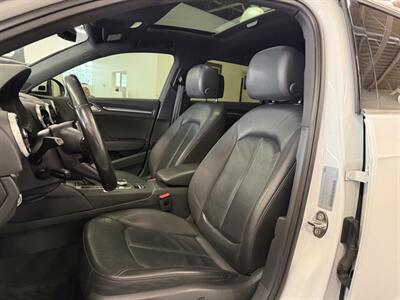 2017 Audi A3 Sportback e-tron 1.4T Prestige - Photo 17 - Grand Rapids, MI 49548