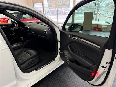 2017 Audi A3 Sportback e-tron 1.4T Prestige - Photo 42 - Grand Rapids, MI 49548