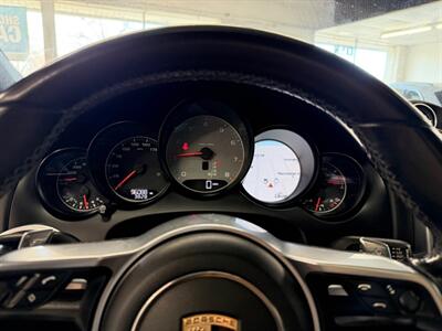 2017 Porsche Cayenne S   - Photo 33 - Grand Rapids, MI 49548