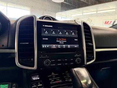 2017 Porsche Cayenne S   - Photo 38 - Grand Rapids, MI 49548