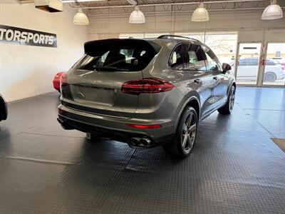 2017 Porsche Cayenne S   - Photo 13 - Grand Rapids, MI 49548