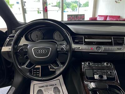 2014 Audi S8 4.0T quattro - Photo 17 - Grand Rapids, MI 49548