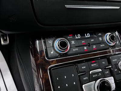 2014 Audi S8 4.0T quattro - Photo 28 - Grand Rapids, MI 49548