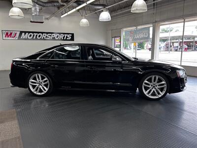 2014 Audi S8 4.0T quattro - Photo 9 - Grand Rapids, MI 49548