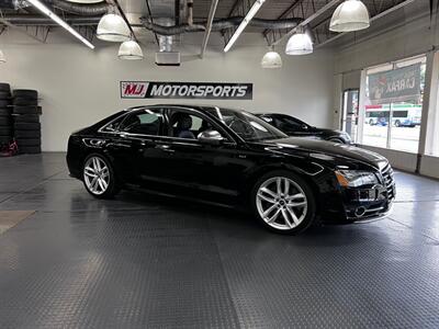 2014 Audi S8 4.0T quattro - Photo 10 - Grand Rapids, MI 49548