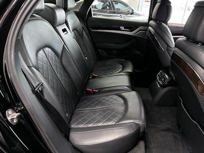 2014 Audi S8 4.0T quattro - Photo 39 - Grand Rapids, MI 49548