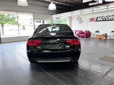 2014 Audi S8 4.0T quattro - Photo 7 - Grand Rapids, MI 49548