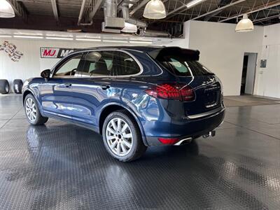 2013 Porsche Cayenne Diesel   - Photo 8 - Grand Rapids, MI 49548