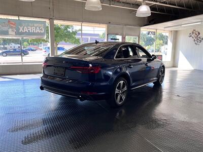 2017 Audi A4 2.0T quattro Premium Plus   - Photo 11 - Grand Rapids, MI 49548