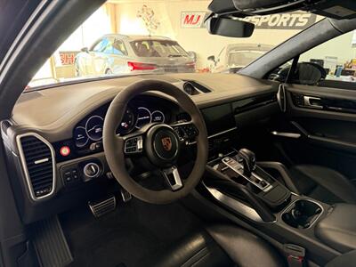 2019 Porsche Cayenne Turbo - Photo 19 - Grand Rapids, MI 49548