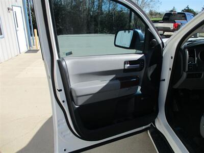 2014 Toyota Sequoia PLATINUM   - Photo 6 - Santa Fe, TX 77510