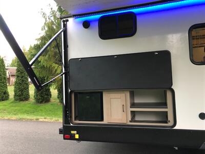 2021 RV KEYSTONE SHADOW CRUISE TRAVEL TRAILER 31' 259BHS   - Photo 10 - Woodinville, WA 98077