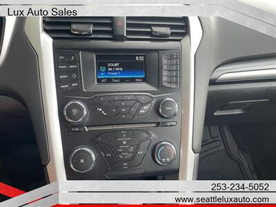 2014 Ford Fusion SE   - Photo 20 - Woodinville, WA 98077